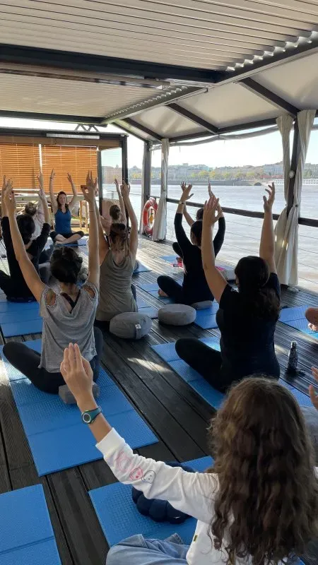 yoga navigation